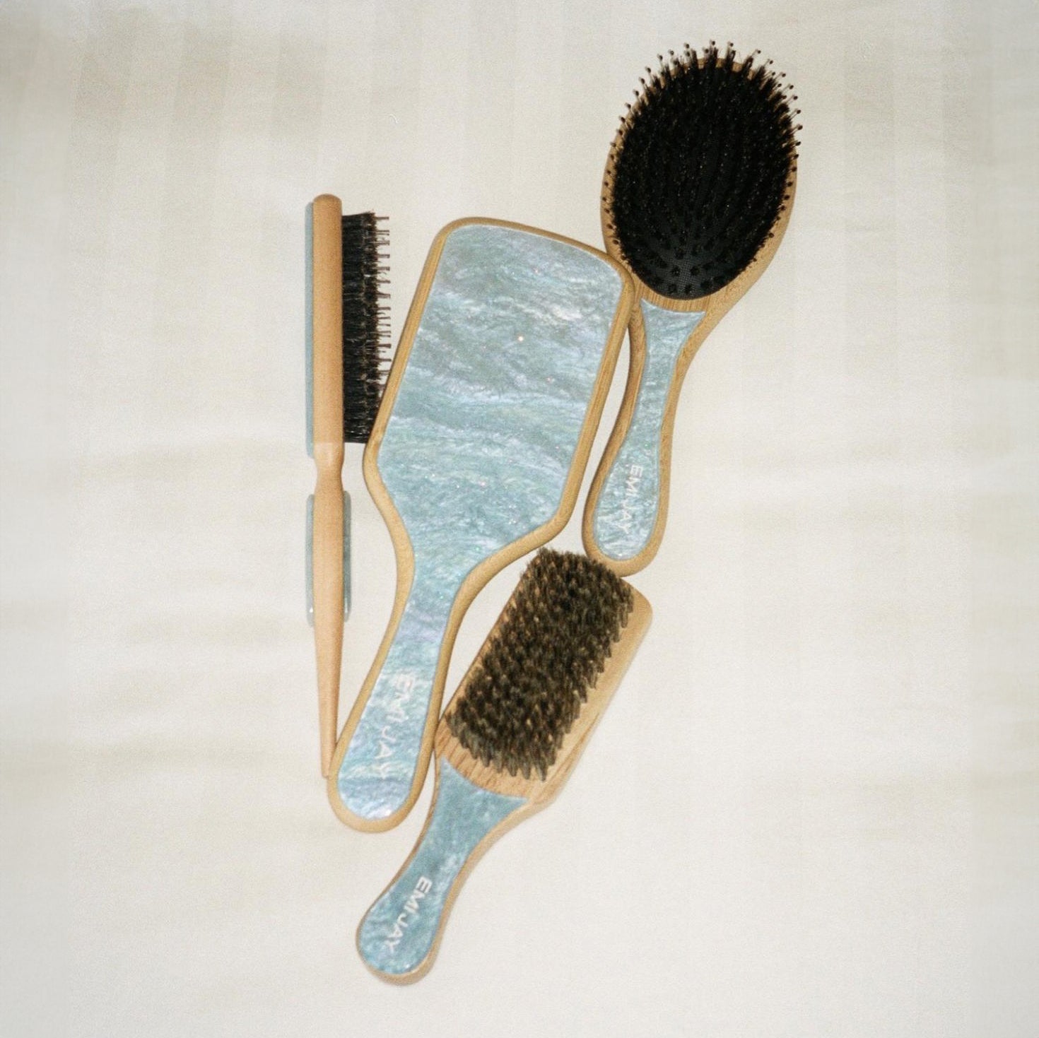 Bamboo Paddle Brush in Blue Sugar